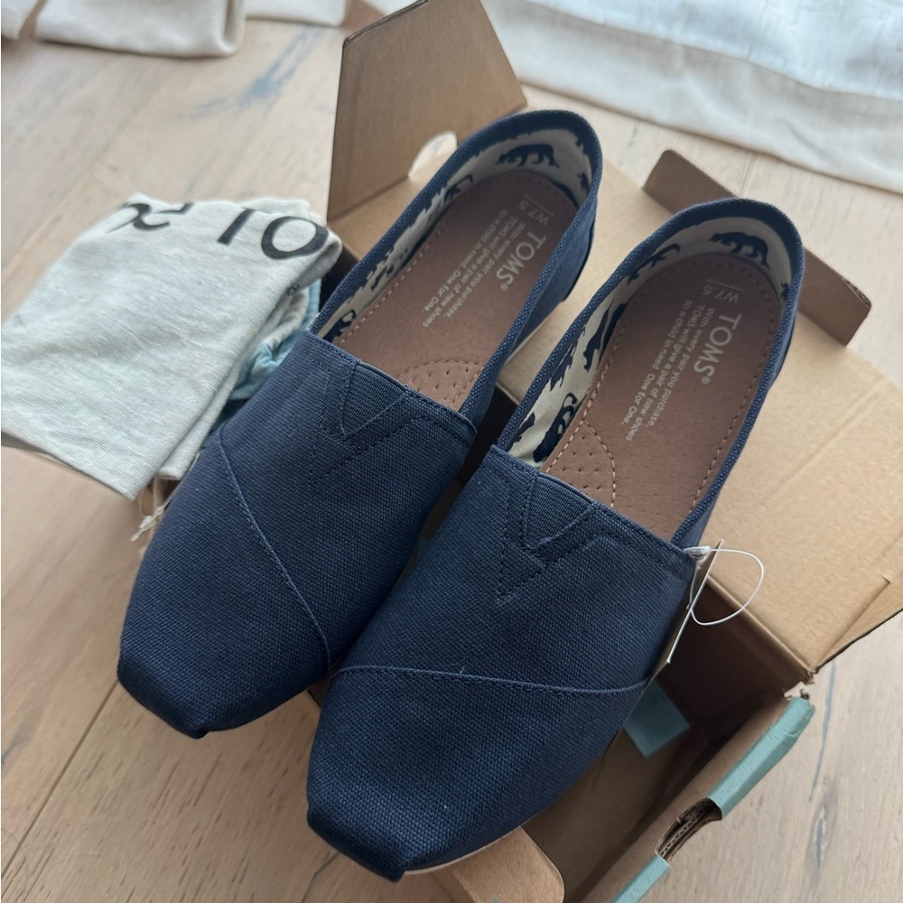 TOMS  Dark Blue Canvas Slip-Ons